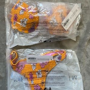 White Fox Boutique Wild Bloom Bikini Set (M)